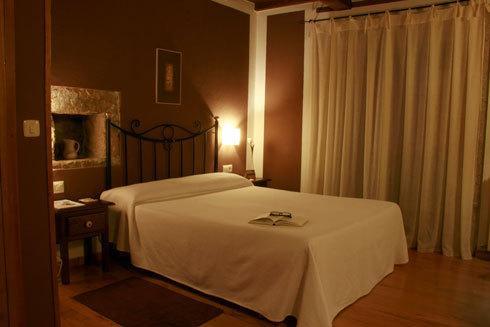 Rectoral De Goian Guest House Sarria Room photo